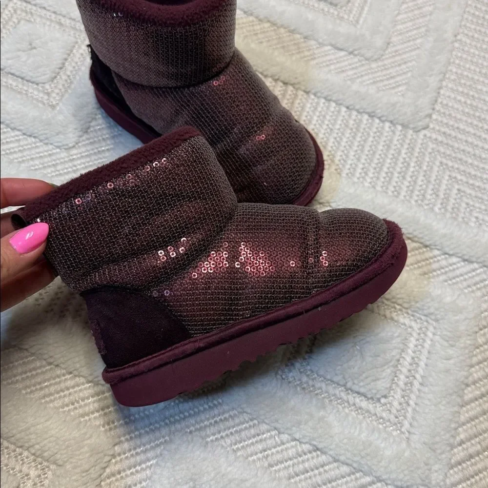 UGG SPARKLE BOOTS